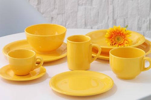 Желтая посуда
