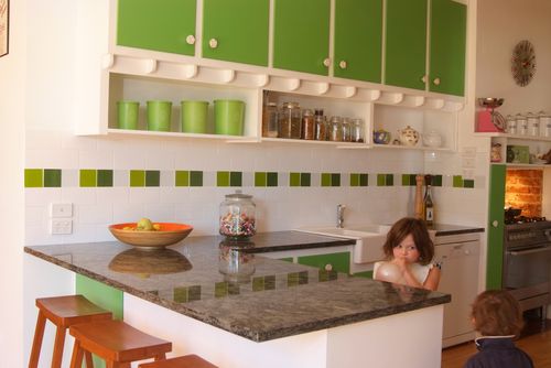 Обзор наборов посуды зеленого цвета